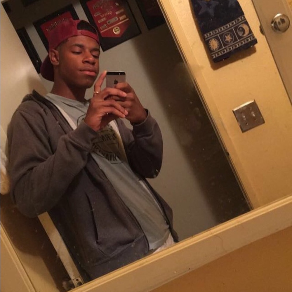 Meet your Posher, James